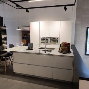 PHOTO-2025-10-15-20-03-49